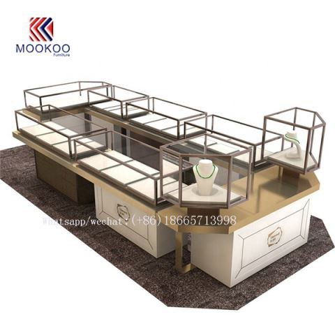 Πολυτελές περίπτερο πολυτελών κοσμημάτων στο εμπορικό κέντρο