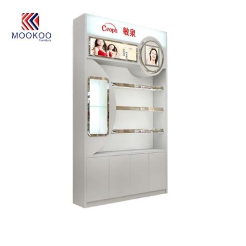 Βιτρίνα για το κατάστημα μακιγιάζ